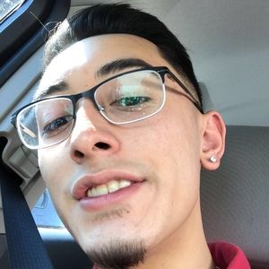 Meet your Posher, Eladio